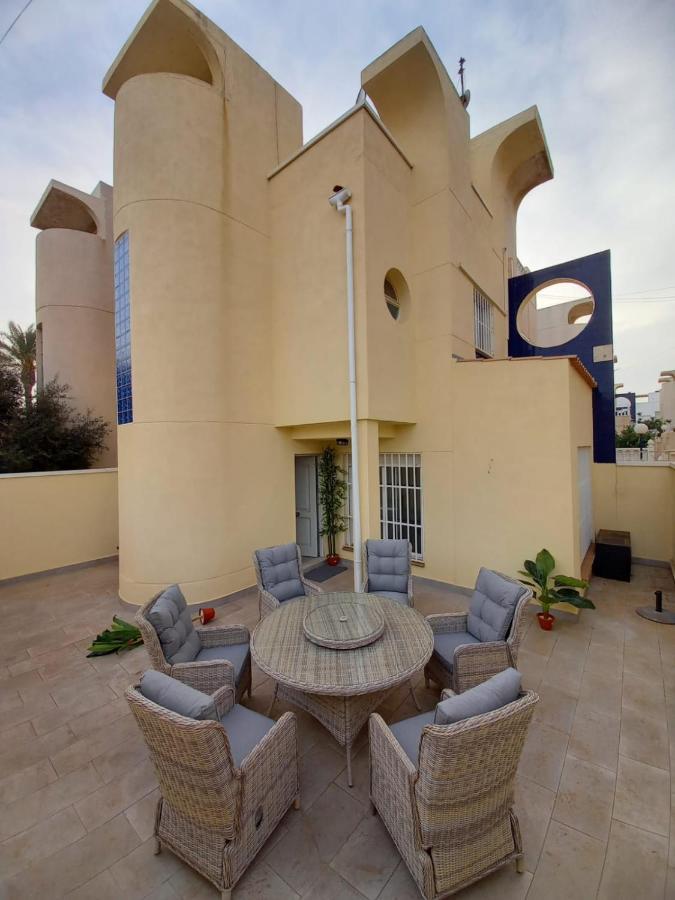 Blue-Holiday-Home - Los Frutales - Blue Banana Torrevieja Exteriör bild