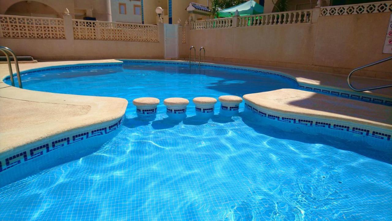 Blue-Holiday-Home - Los Frutales - Blue Banana Torrevieja Exteriör bild